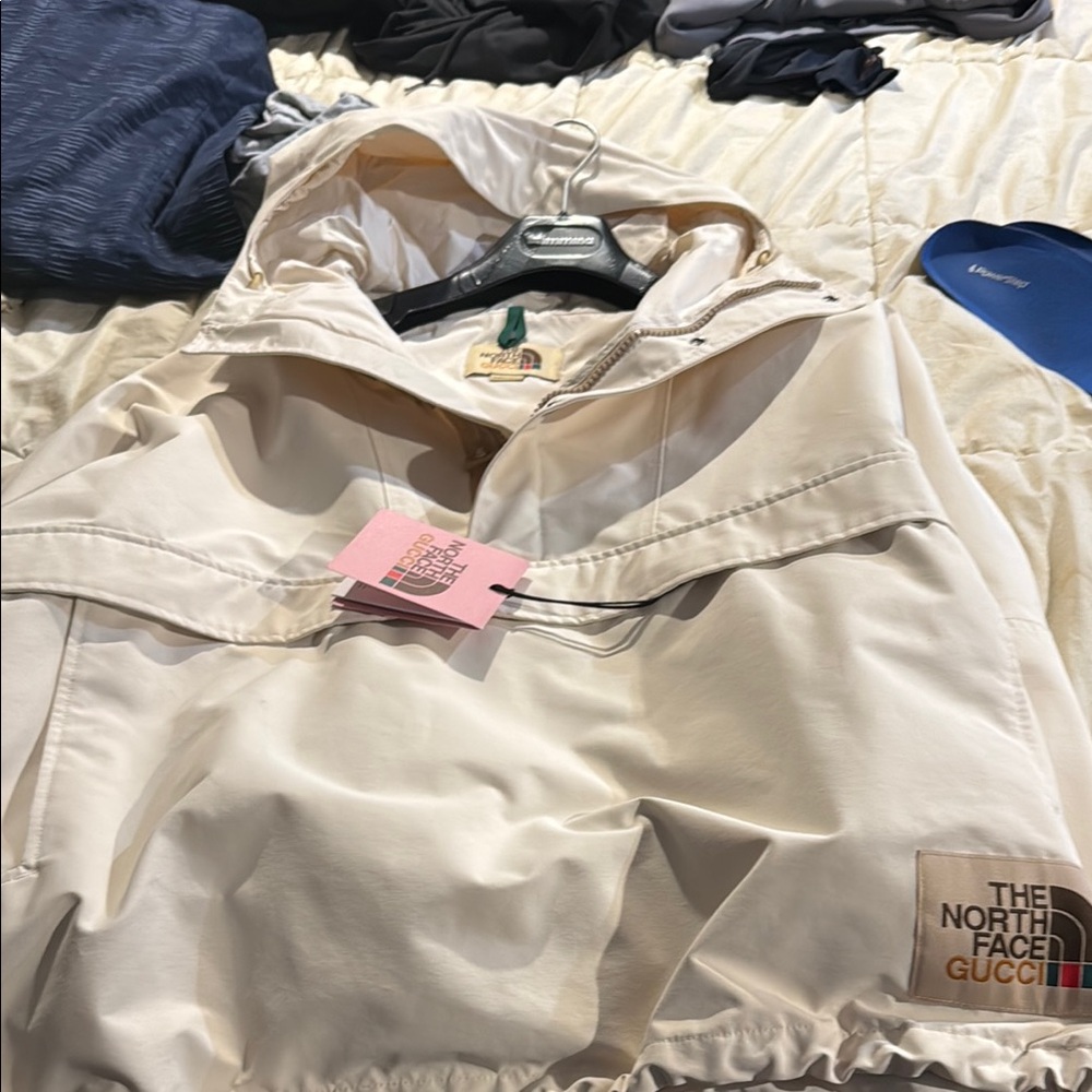 COPY - The North Face Cream Ski & Snow Jacket with Textured Fabric